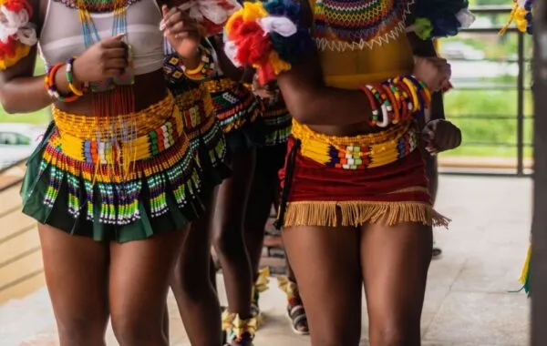 Reviews: #DateMyFamily: Zulu girls take over