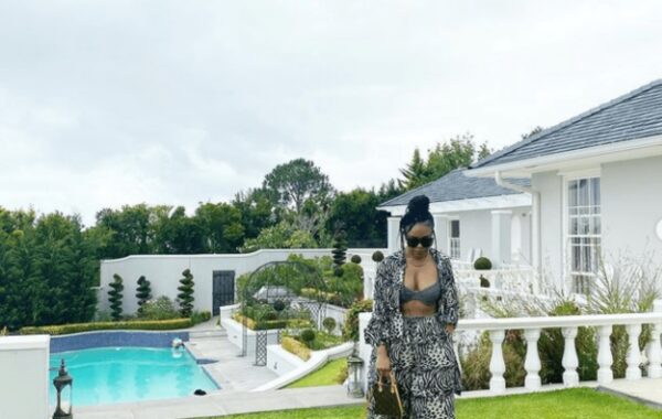 Nomzamo Mbatha home for the holidays?