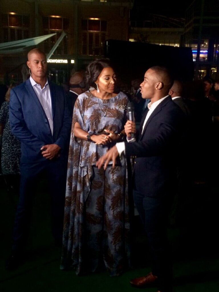 Uyanda Mbuli And Khanyi Mbau Sign A Petition To Keep Schools Closed For 2020!