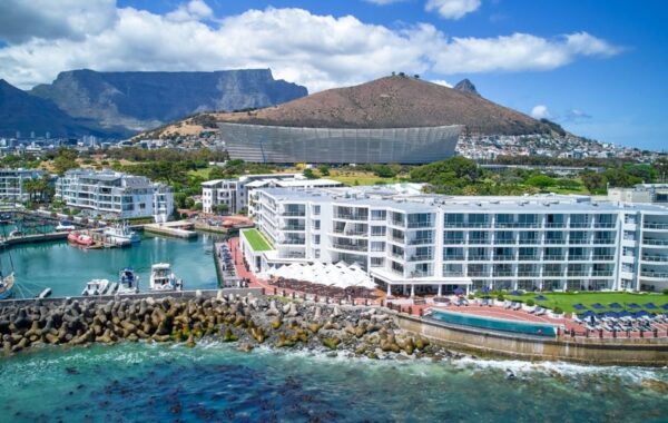 A Luxurious Cape Town Vacay For Tumie Nthutang