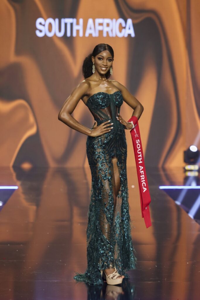 [Pics] Miss South Africa Gets Her Sassy New Ride