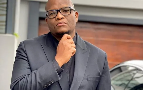 Black Twitter Shows Ambitiouz Entertainment Who’s Boss