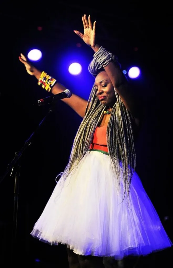 Singer Wanda Baloyi Under Fire