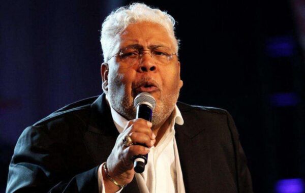 Legendary Gospel Singer Dies