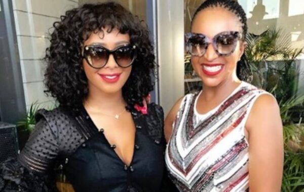 ZAlebs show off their moms