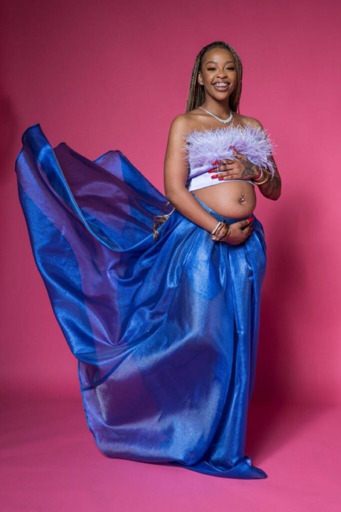 Mphowabadimo’s Pregnancy Picture Surfaces