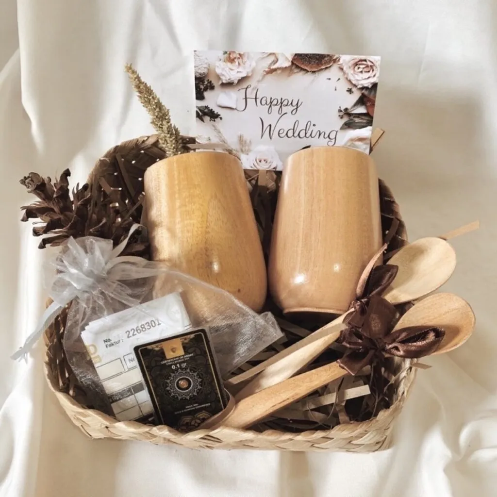 Win A R1200 Hamper With Gold Series
