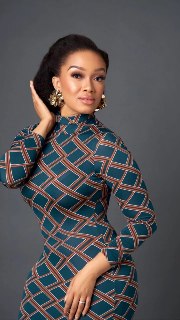 How well do you know Dineo Moeketsi?