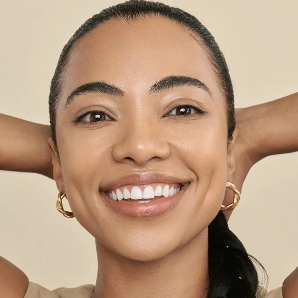 Amanda Du Pont Stays Flourishing