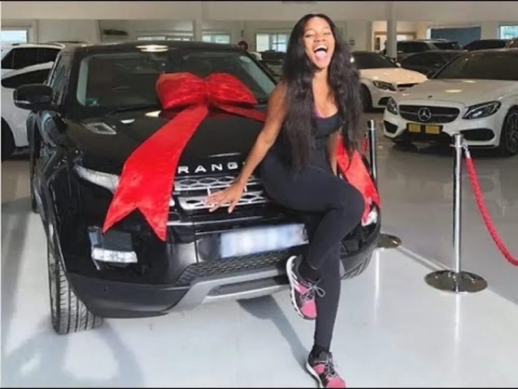 Stars who bought new cars in 2018